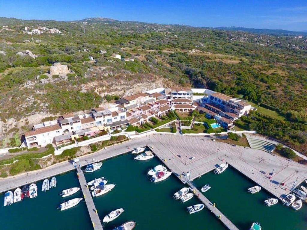 Vigna Marina Apartments Santa Teresa Gallura Buitenkant foto
